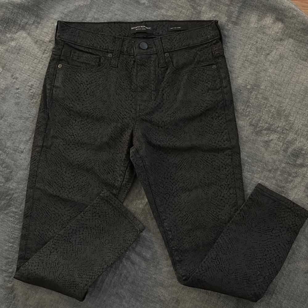 Banana Republic Black Skinny Jeans Snake Skin Design
